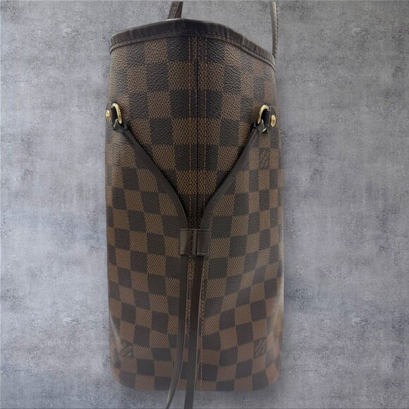 Louis Vuitton Damier Ebene Neverfull MM - Picture 4 of 11